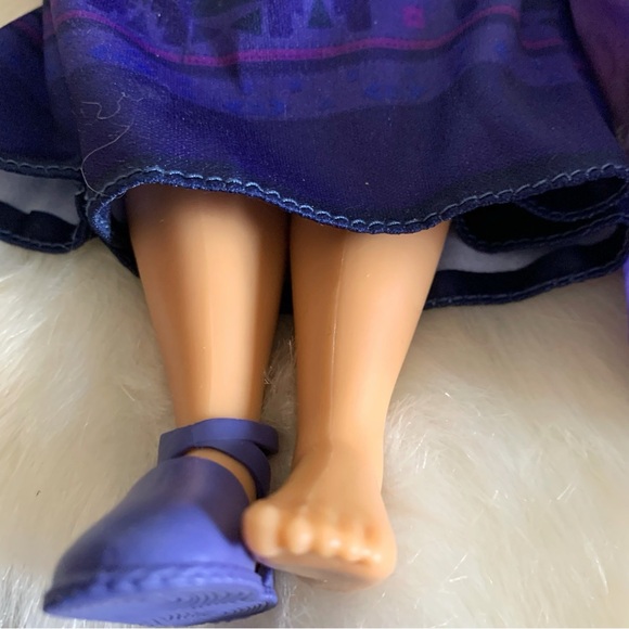 Disney Encanto 4 Pc Doll Set Mirabel, Isabela, Luisa and Antonio - Picture 7 of 9